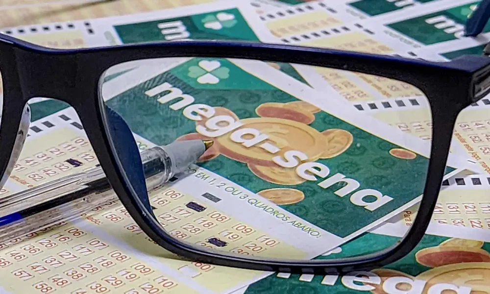 Mega-Sena sorteia R$ 100 milhões nesta quinta-feira