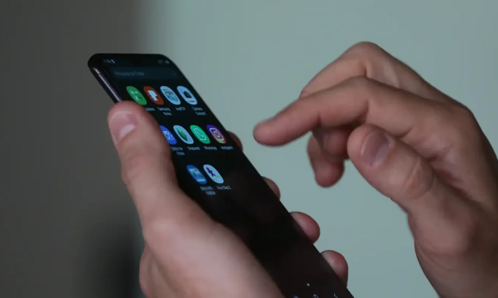 Polícia Civil do RJ vai devolver 1.600 celulares recuperados aos donos